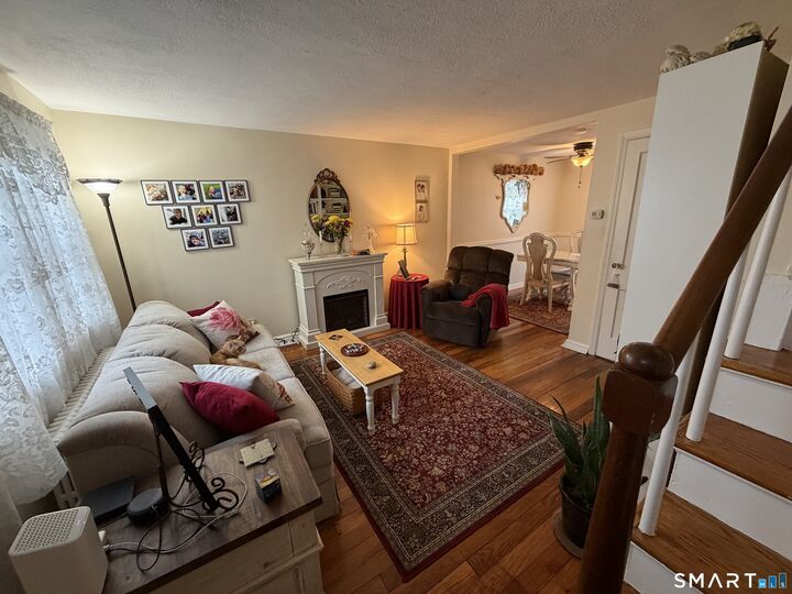 Property Photo: 18 Bridge Street Apt 2C CT 06770
