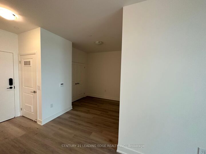 Property Photo:  11750 Ninth Line 626B  ON L4A 5G1 