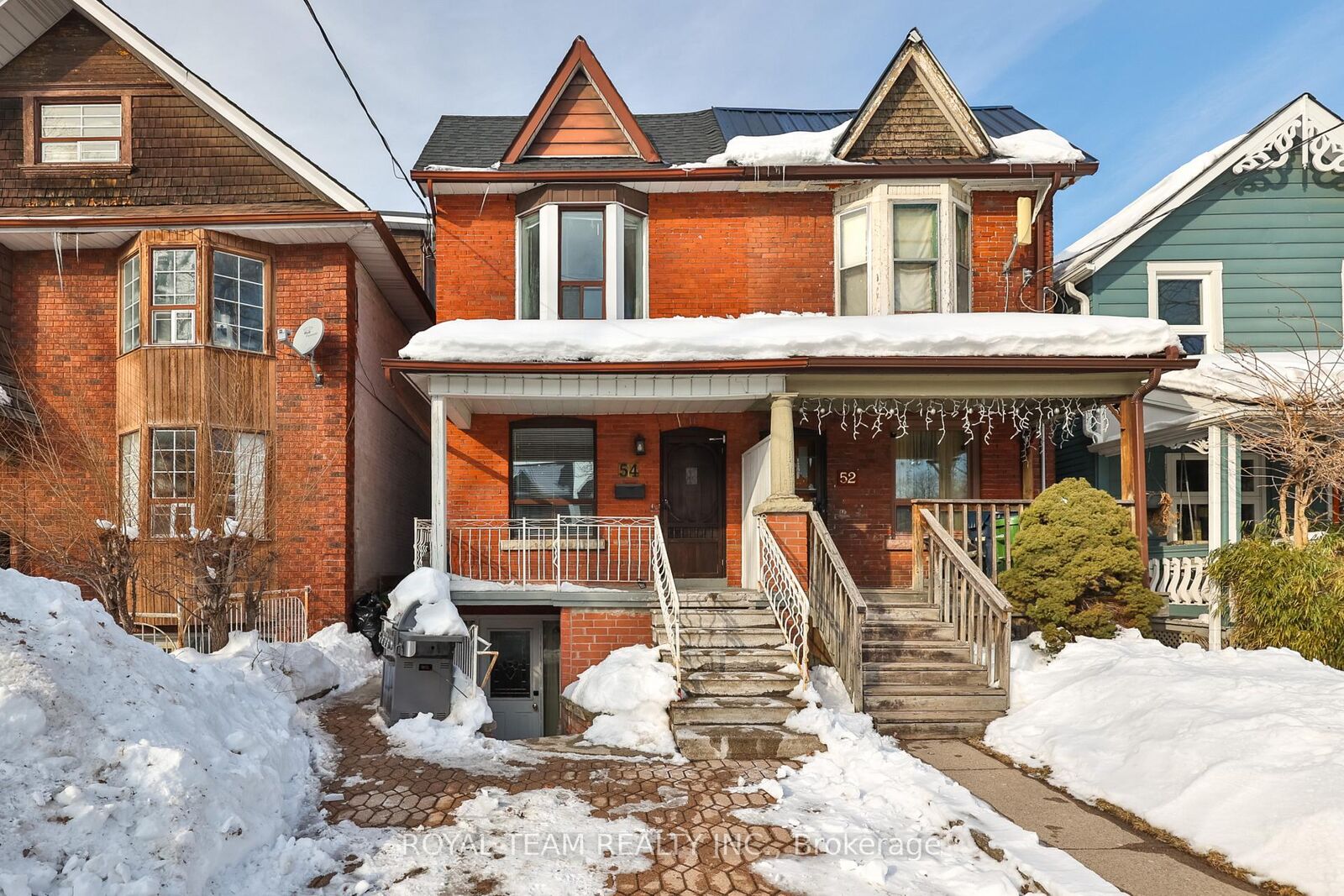 Property Photo: 54 Maher Avenue ON M6P 1G6