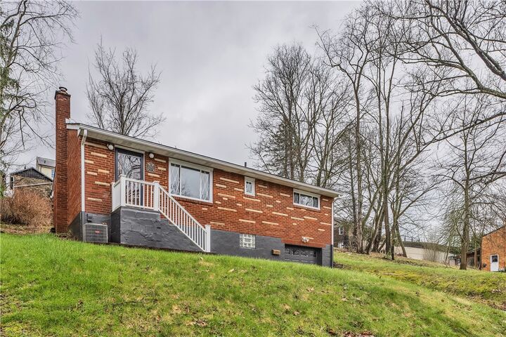 Property Photo:  2945 Strachan Ave  PA 15216 