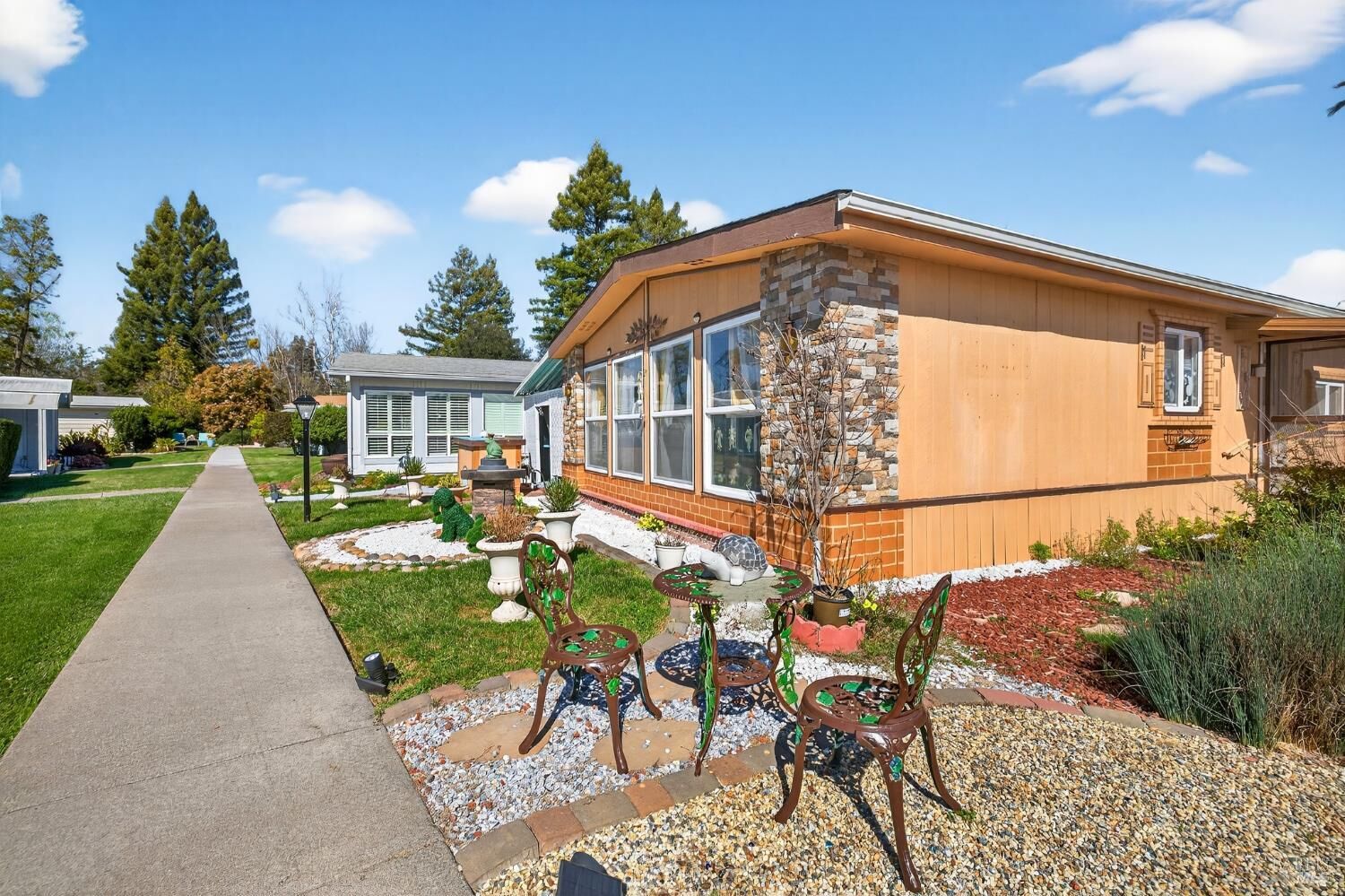 Property Photo:  145 Circulo Todos  CA 94928 