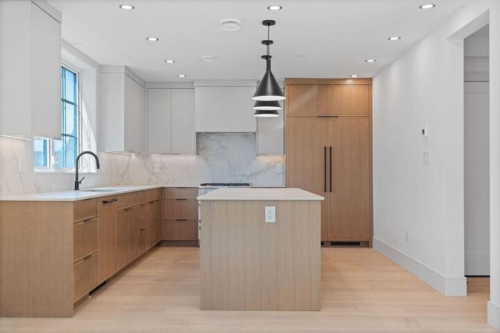 Property Photo: 6853 Cypress Street BC V6P 5L9
