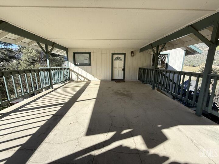 Property Photo: 9216 Whispering Pines Road CA 93225