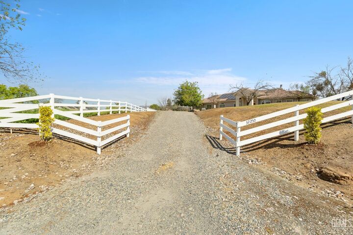 Property Photo:  32250 Appaloosa Drive  CA 93265 