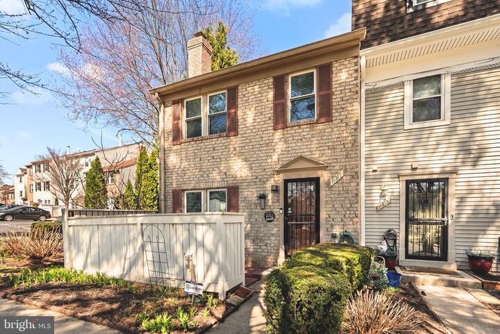 Property Photo: 11317 Hawks Ridge Terrace 91 MD 20876