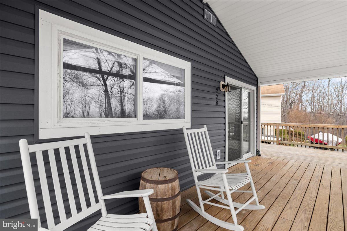 Property Photo:  228 Graywolf Trail  VA 22602 