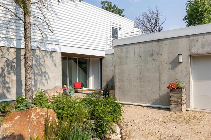 Property Photo:  131 College Avenue  MB R0A 0V0 