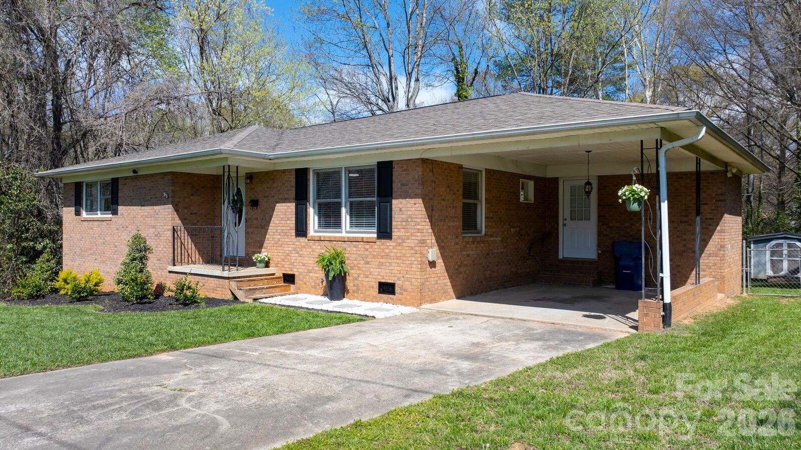 Property Photo:  307 W Park Drive  NC 28164 