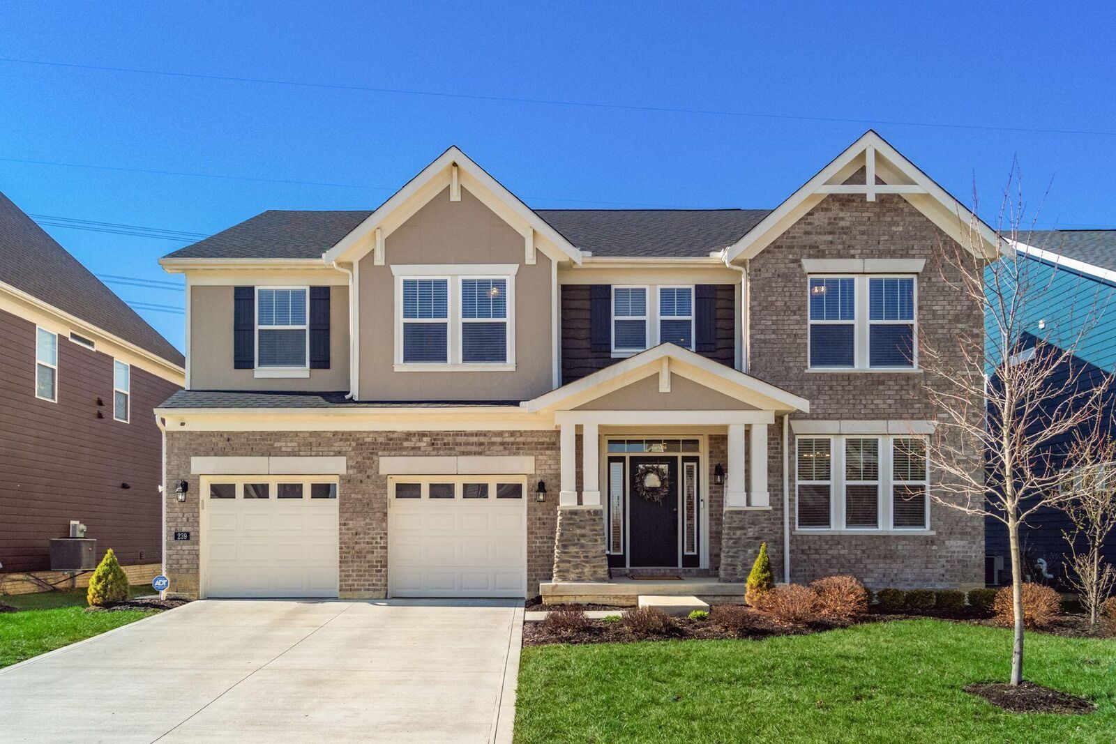 Property Photo:  239 Harness Way  OH 43015 