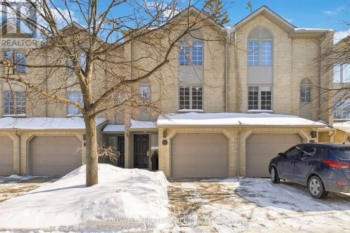 Property Photo: 1399 Commissioners Road West 3 ON N6K 4G9