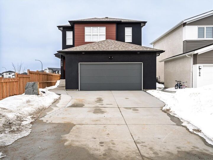 Property Photo:  190 Douglas Henning Bay  MB R3Y 2C5 