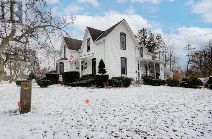 Photo de la propriété: 242 Wonham Street South ON N5C 2Z6