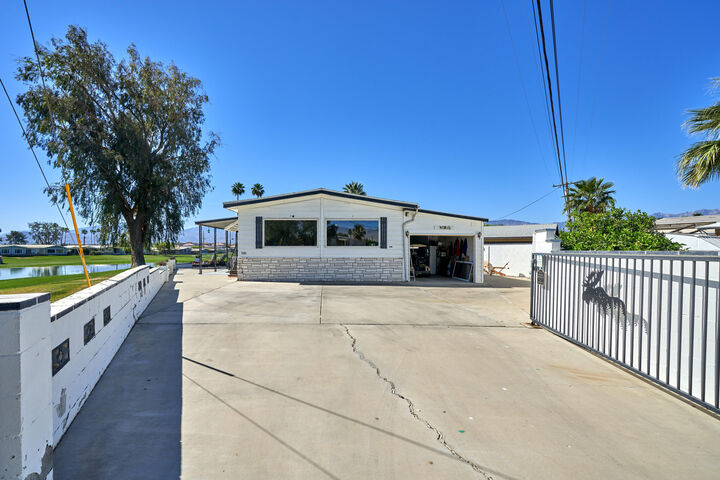 Property Photo: 73211 Broadmoor Drive CA 92276