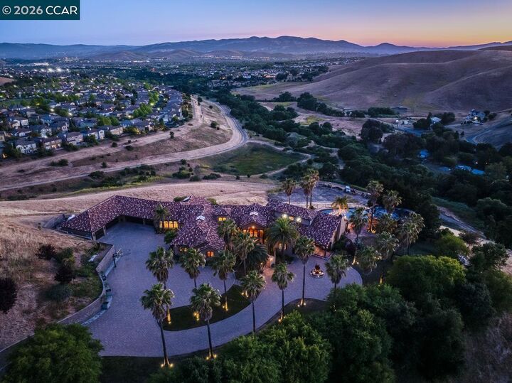 Property Photo: 1615 Lawrence Rd CA 94506