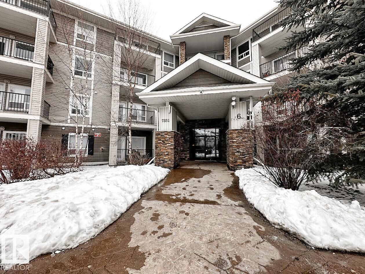 Property Photo: 7331 South Terwillegar Drive NW 6315 AB T6R 0L9