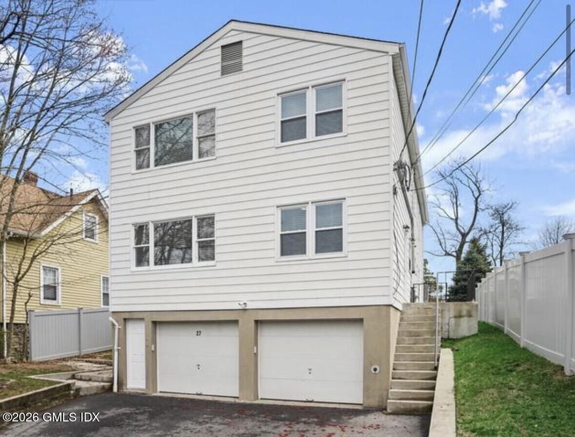 Property Photo:  27 High Street B  CT 06830 