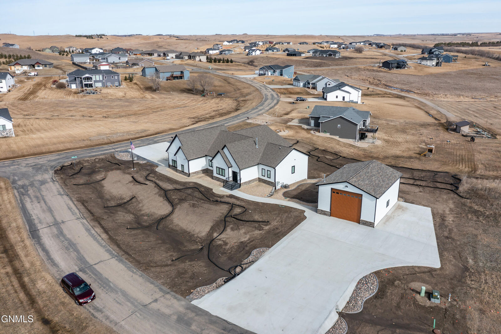 Property Photo:  1016 Silver Spur Place  ND 58503 