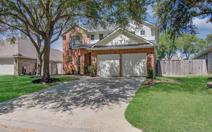 Property Photo:  6814 Summer Bridge Lane  TX 77379 