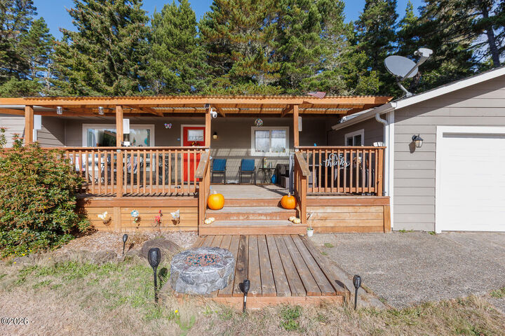Property Photo:  5143 Heceta Beach Road  OR 97439 