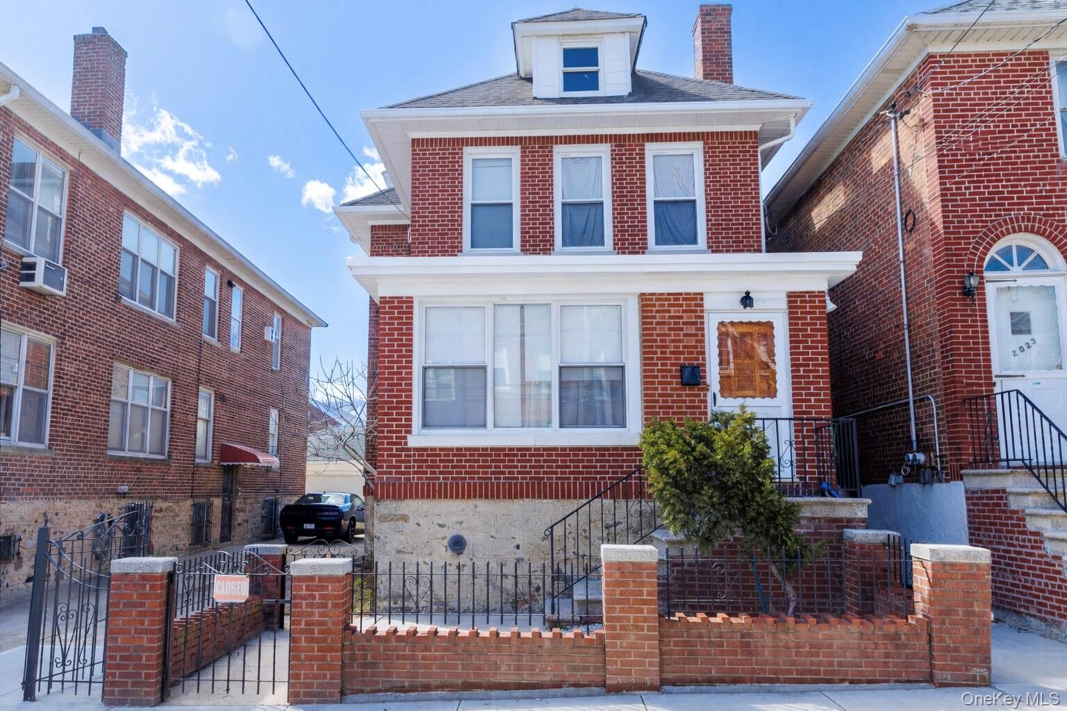 Property Photo: 2021 Haight Avenue NY 10461