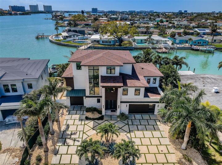 Property Photo:  7822 Causeway Boulevard S  FL 33707 