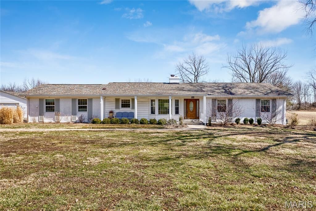 Property Photo: 32 Weldon Spring Heights Drive MO 63304