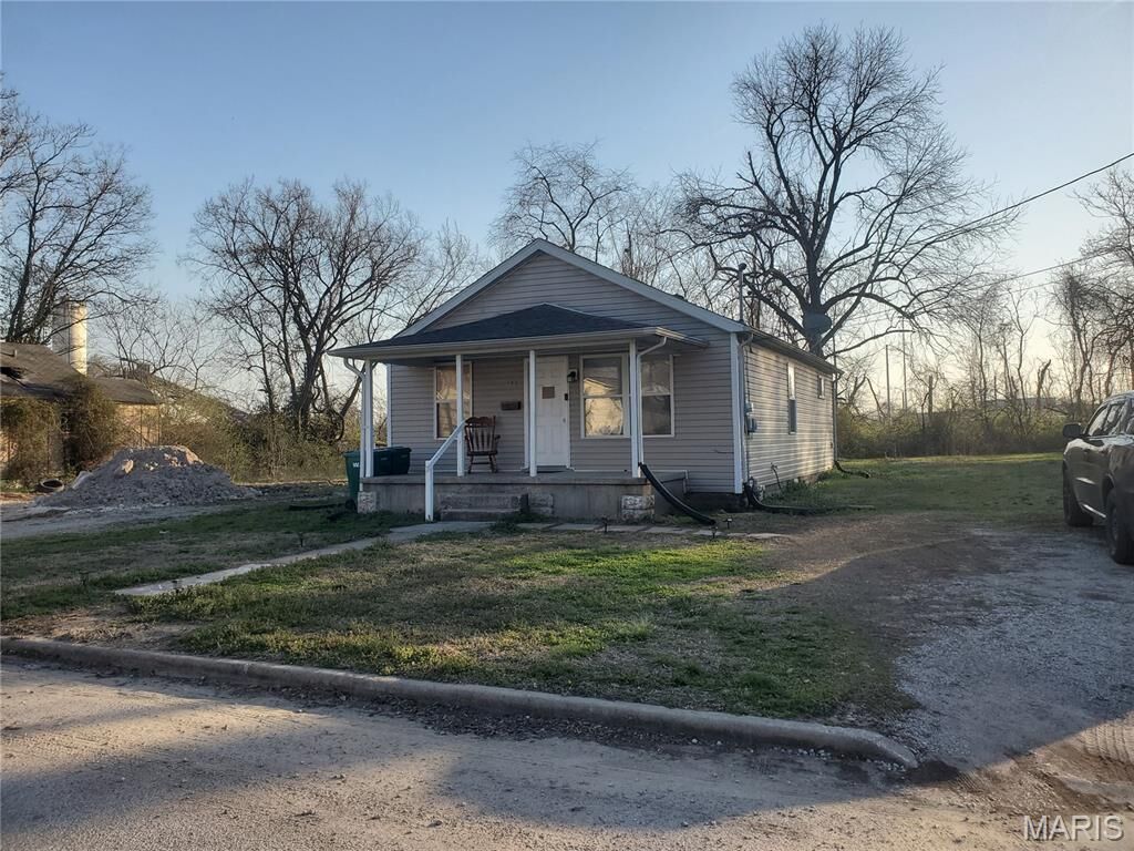 Property Photo: 546 Mildred Avenue IL 62206