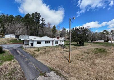 Property Photo: 5380 W US Hwy 64 NC 28906