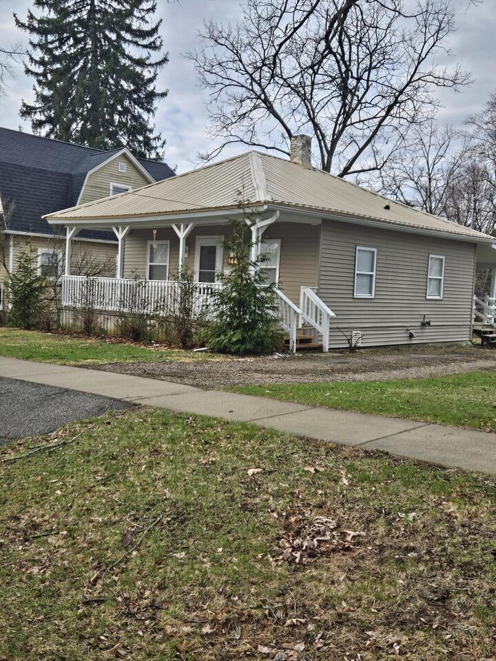 Property Photo:  144 S Manning Street  MI 49242 