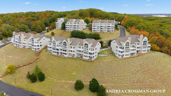 Property Photo: 735 Spyglass Hill MI 49424