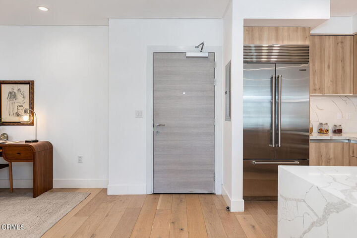 Property Photo:  399 E Del Mar Boulevard 107  CA 91101 