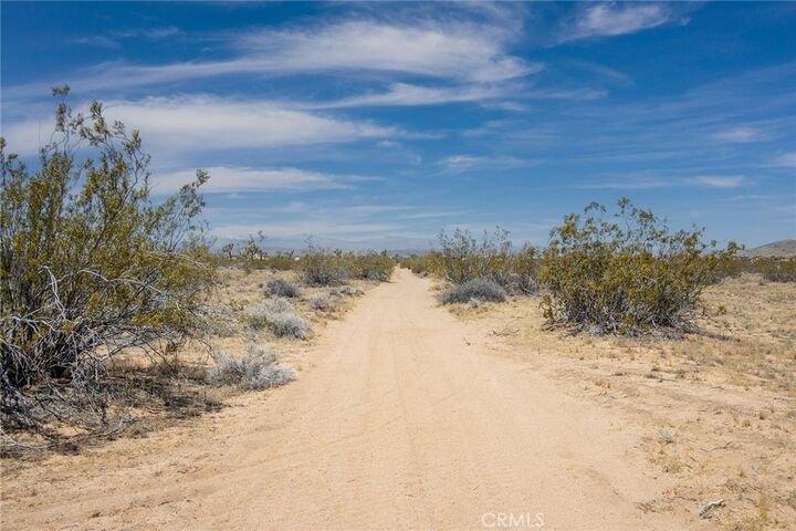 Property Photo: 3674 Shawnee CA 92285