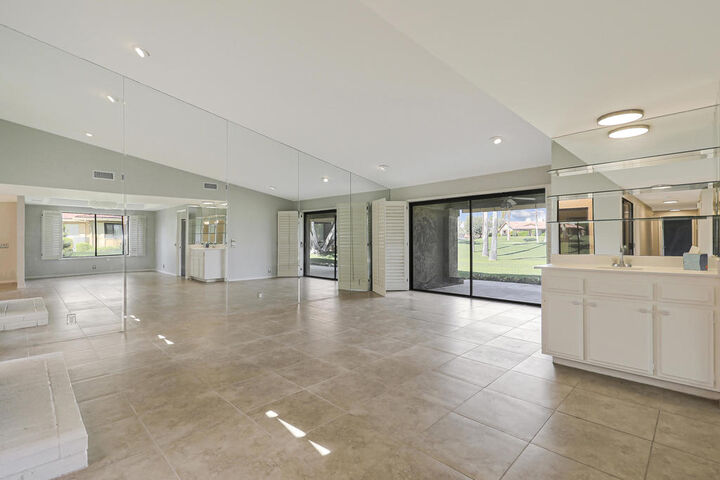 Property Photo:  89 Camino Arroyo S  CA 92260 