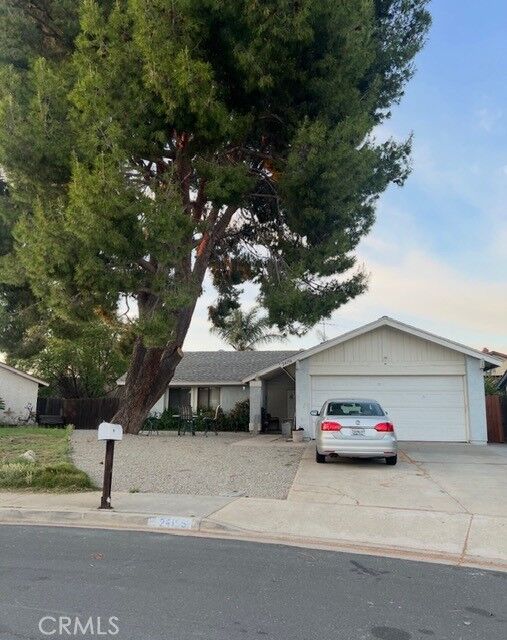 Property Photo: 24156 Jimson CA 92553