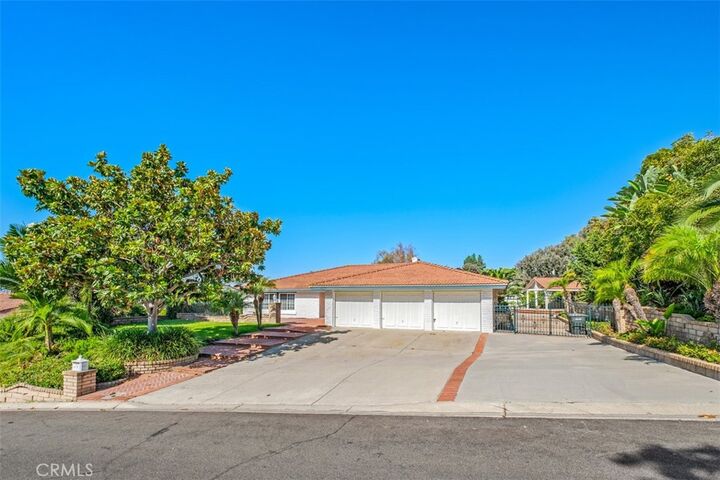 Property Photo:  26571 Dapple Grey  CA 92653 