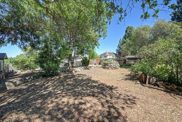 Property Photo:  12195 Holly Vista Way  CA 95603 