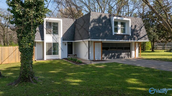 Property Photo:  10019 Nadina Drive SE  AL 35803 