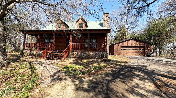 Property Photo:  1818 Stonecrest Drive  AR 72143 
