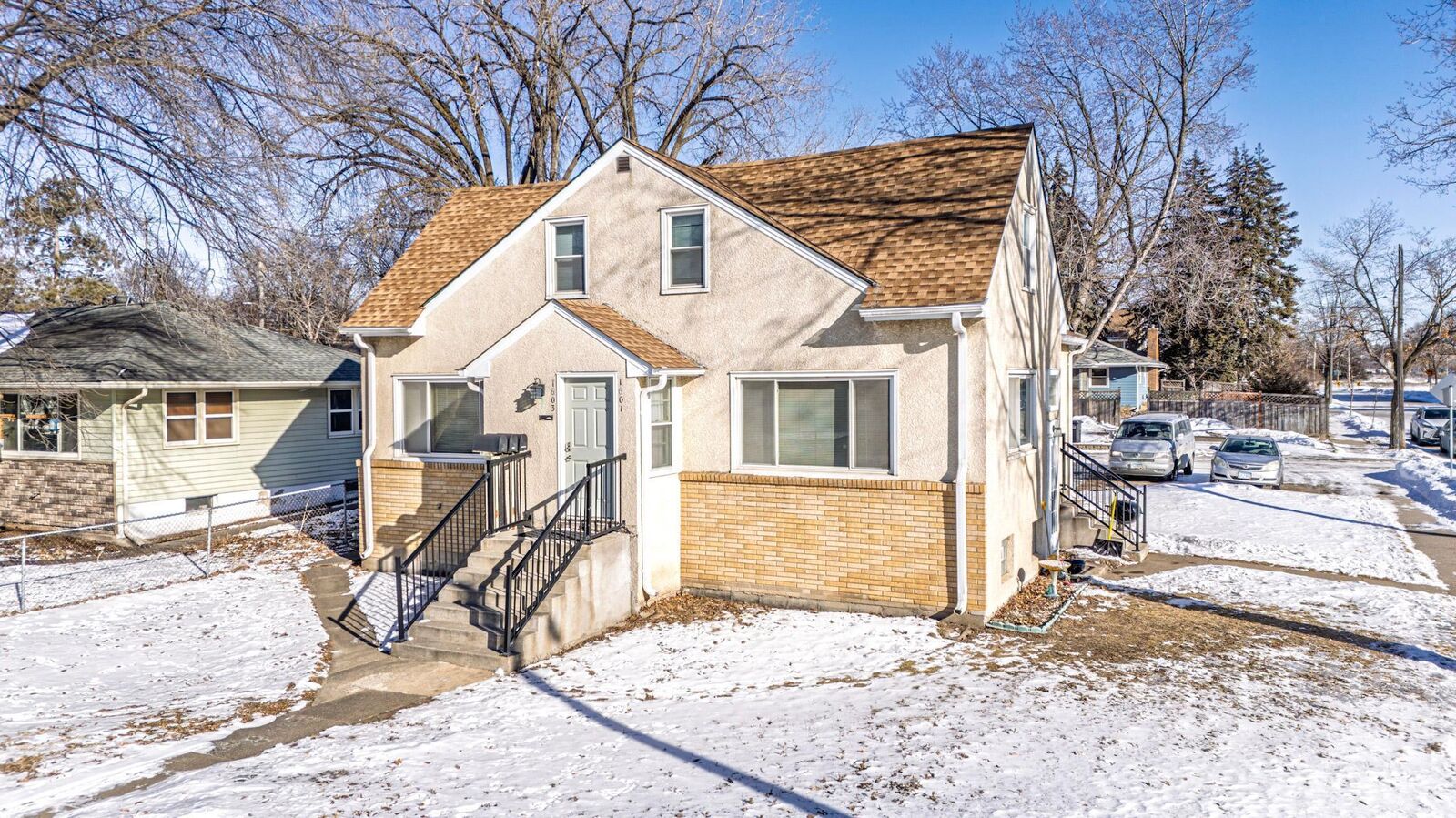 Property Photo: 1601 Buchanan Street NE MN 55413