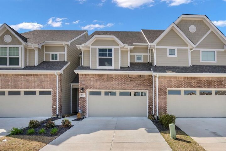 Property Photo:  2867 Concord Drive  TX 75098 