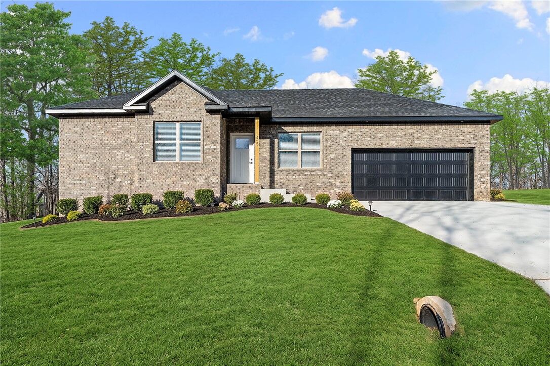 Property Photo: 35 Wishaw Drive AR 72715