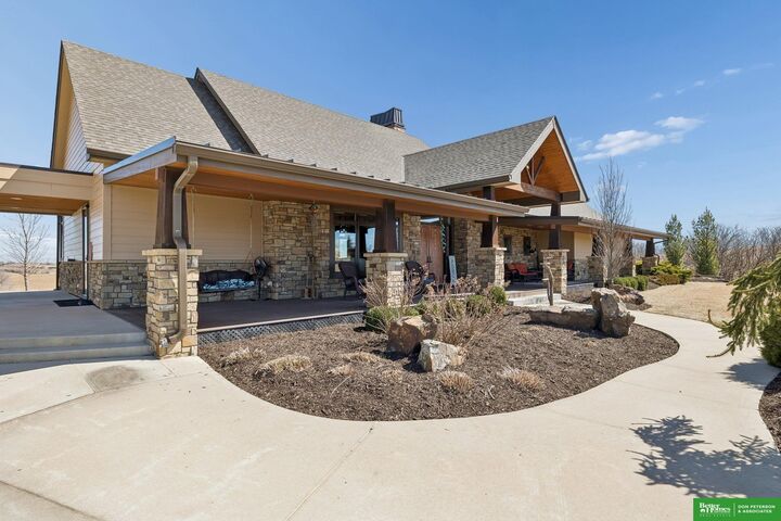 Property Photo:  21760 County Road P10  NE 68029 