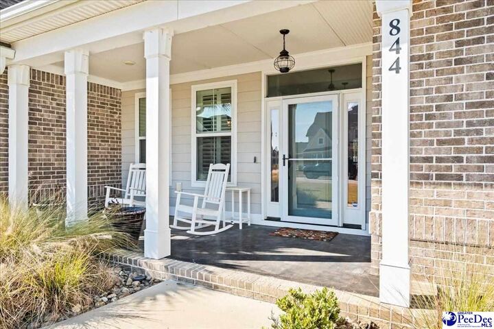 Property Photo:  844 Bellemeade Circle  SC 29501 