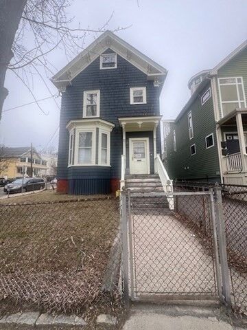 Property Photo: 125 Morrison Ave 2 MA 02144