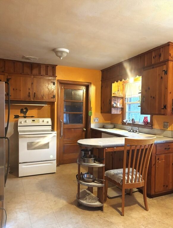 Property Photo:  52 Bremen St  MA 01108 