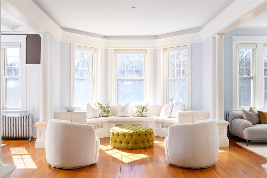 Property Photo:  487 Boylston St. 3C  MA 02445 