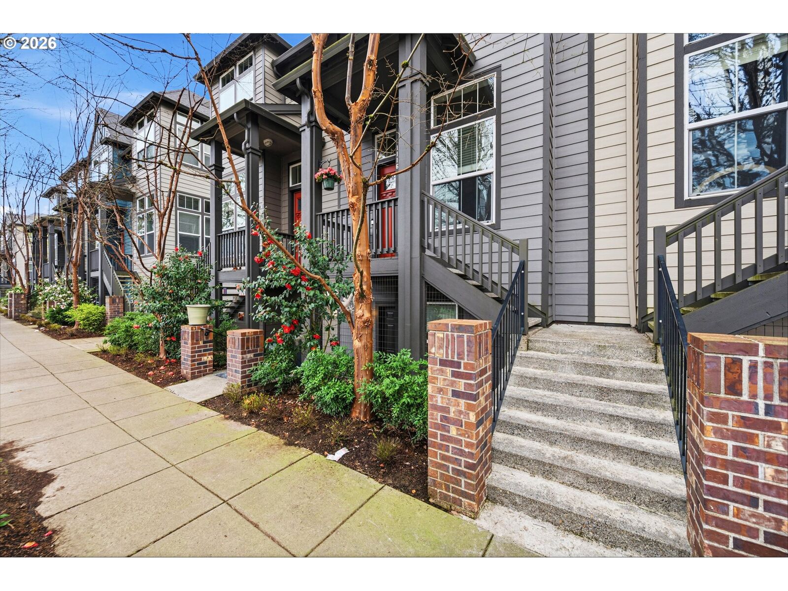 Property Photo:  1116 SE Linn St  OR 97202 