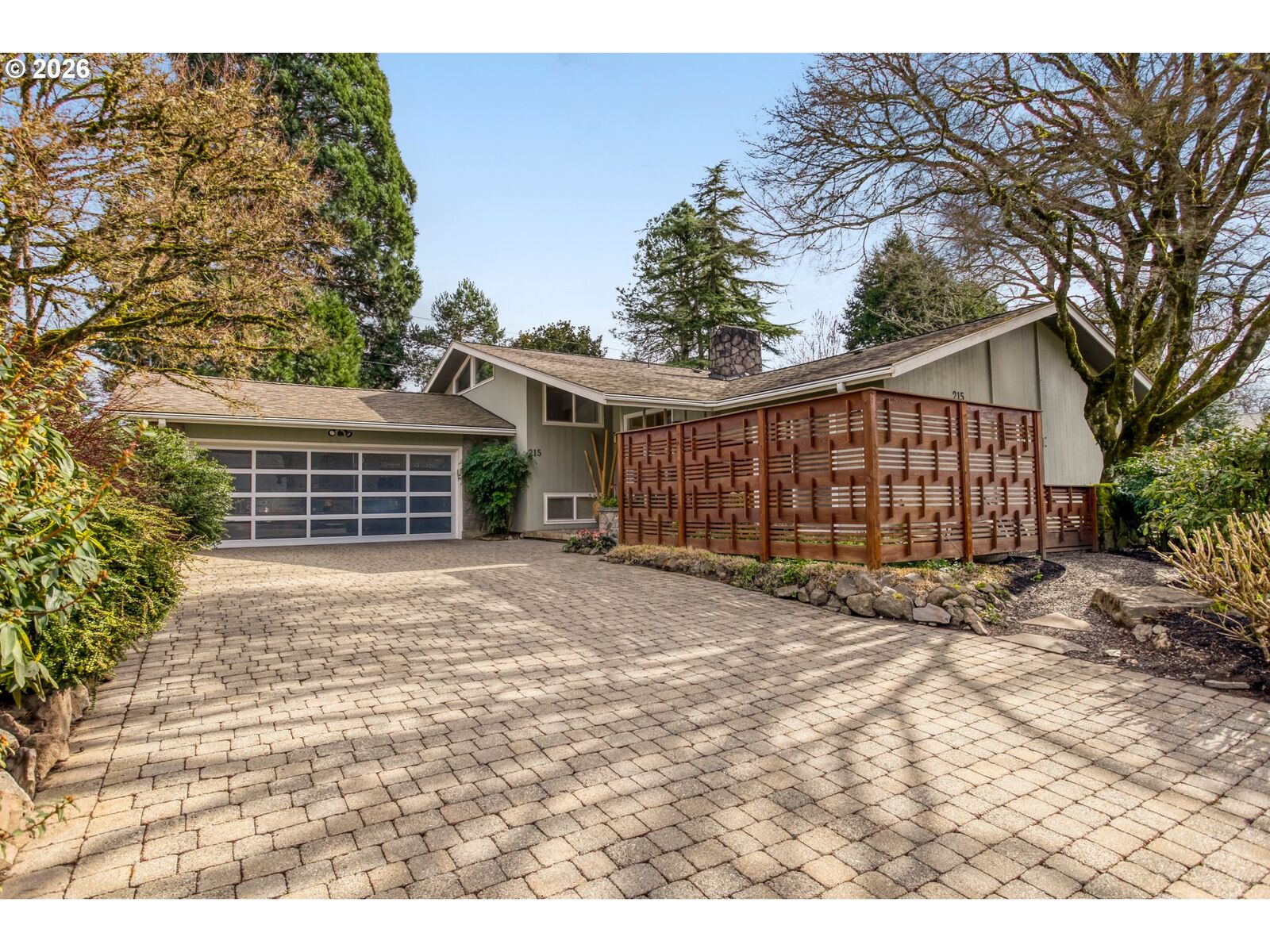 Property Photo:  215 Phoenix Way  WA 98661 