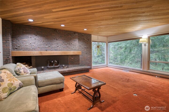 Property Photo: 701 W Harriet Avenue WA 98563