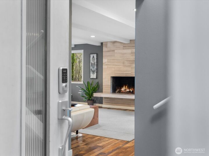 Property Photo:  11404  8th Avenue NW  WA 98177 